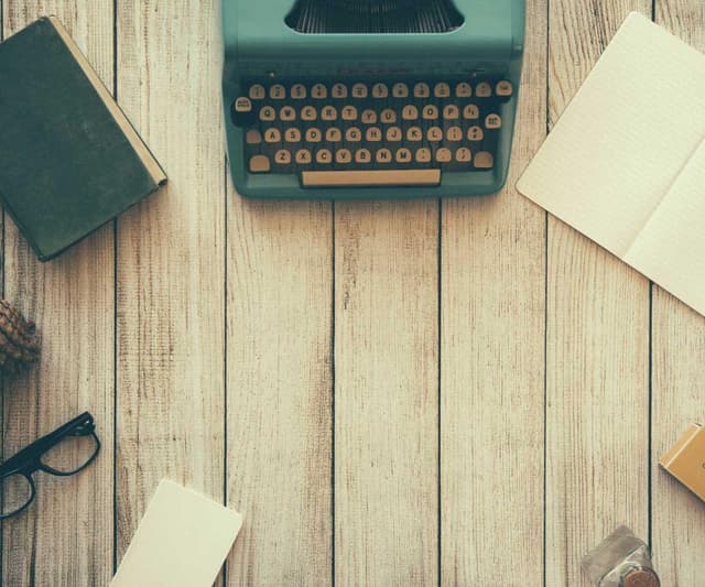 [DE] Swisspet Hundebett L (Fuchsia aut #026)