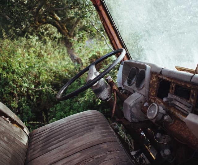 PetRebels Wall of Rebels scratching post