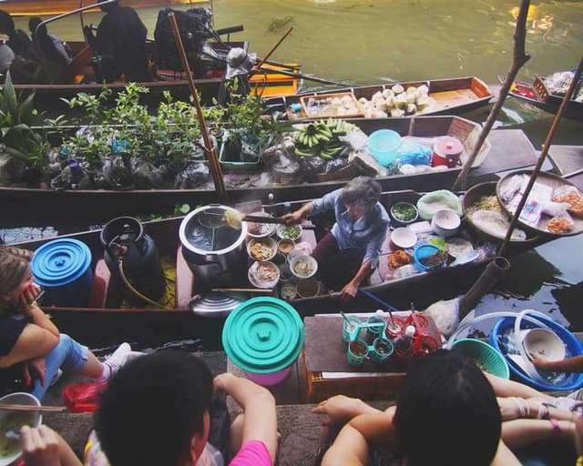 PetRebels Wall of Rebels scratching post